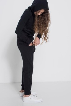 СПОРТИВНЫЙ КОСТЮМ DC ЧЕРНЫЙ КЕНГУРУ + БРЮКИ НА ЭЛАСТИКЕ 146