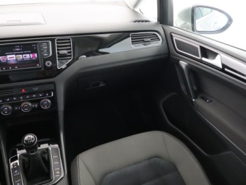 Volkswagen Golf Sportsvan Sportsvan 1.4 TSI BlueMotion Technology 125KM 2016 VW Golf Sportsvan 1.4 TSI, Salon Polska, Klima, zdjęcie 7