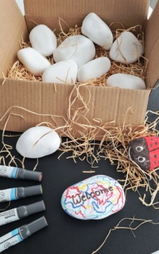 Белые камни для рисования 2 кг + АКРИЛОВЫЕ РУЧКИ