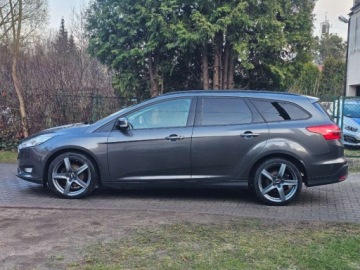 Ford Focus III Kombi Facelifting 1.5 TDCi 120KM 2017 Ford Focus navi grz. fotele grz. kierownica ALU 18 2x kola 1.5, zdjęcie 3