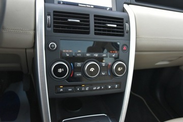 Land Rover Discovery Sport SUV 2.0 Si4 240KM 2016 Land Rover Discovery Sport HSE 2.0 BENZYNA 241KM, zdjęcie 30