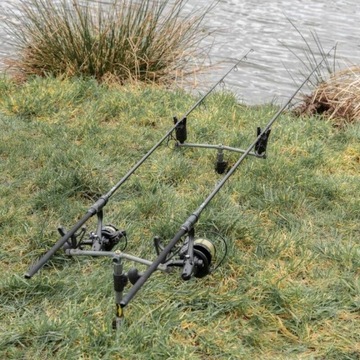 Двухсекционное карбоновое удилище ATLAS длиной 2,7 м — кривая прогиба 1,4 кг / 75–95 г