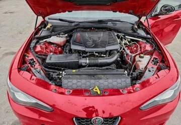 Alfa Romeo Giulia 2018 Alfa Romeo Giulia Auta z USA - Zapytaj o wiecej ofert 2.0 Benzyna 280KM, zdjęcie 10