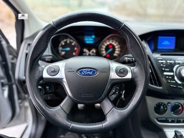 Ford Focus III Kombi 1.6 Duratorq TDCi DPF 115KM 2011 Ford Focus 1.6 TDCI 115KM, klimatyzacja, nowe hamulce, 4x el. szyby, bluet, zdjęcie 6