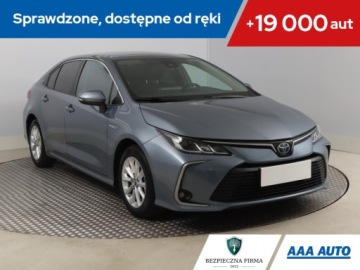 Toyota Corolla XII Sedan 1.8 Hybrid 122KM 2019 Toyota Corolla 1.8 Hybrid, Salon Polska, Automat