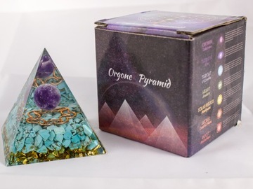 PIRAMIDKA Z ŻYWICY ORGONIT TURKUS AMETYST OCZYSZCZANIE CZAKR BIOENERGIA 6cm