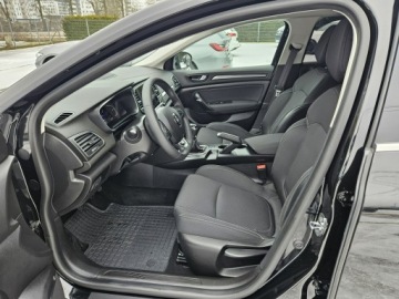 Renault Megane IV Hatchback 5d  Facelifting 1.3 TCe 140KM 2021 Renault Megane 1,3 benzyna 140KM, zdjęcie 4