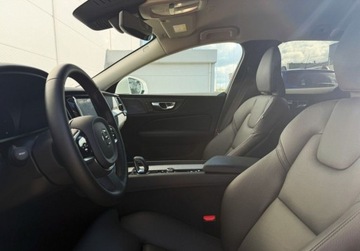 Volvo 2024 Volvo V60 Cross Country Plus B5 B AWD automat 250KM - FV23, GWARANCJA 2.0, zdjęcie 16
