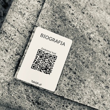 Надгробие с QR-кодом + онлайн-биография