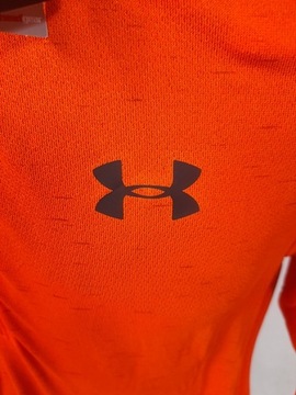 UNDER ARMOUR SEAMLESS 1/2 ZIPP HEATGEAR FITTED SM