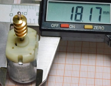 Двигатель JOHNSON 12 В, ось 2 мм [P104]B