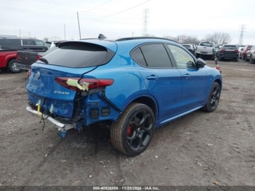 Alfa Romeo Stelvio SUV Facelifting 2.0 Turbo 280KM 2022 Alfa Romeo Stelvio Veloce TI 2022 2.0l 2.0 Benzyna 280KM, zdjęcie 4
