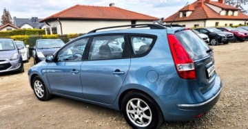 Hyundai i30 I CW Facelifting 1.6 DOHC CVVT 126KM 2010 Hyundai i30 BENZYNA KLIMATYZACJA super okazja polecamy 1.6 Benzyna, zdjęcie 17