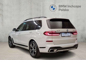 BMW X7 SUV Facelifting 3.0 40d 352KM 2025 BMW X7 BMW X7 xDrive40d M Sport Biala Perla 352 KM G07 2025 3.0, zdjęcie 2