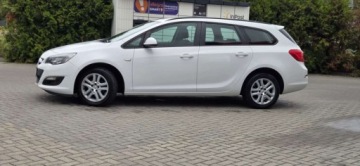 Opel Astra J Sports Tourer Facelifting 1.6 Twinport ECOTEC 115KM 2015 Opel Astra 1,6 115KM Led Klima PdC Import Raty Oplaty 1.6 Benzyna, zdjęcie 8