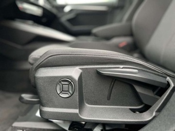 Audi A3 8Y Sportback 1.5 35 TFSI 150KM 2023 Audi A3 Sportback VAT 23 Gwarancja LED Nawigacja Kamera Keyless, zdjęcie 13