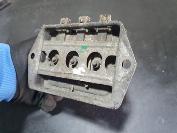 АВТОМОБИЛЬНЫЙ РЕГУЛЯТОР НАПРЯЖЕНИЯ FIAT 126 MALUCH ОРИГИНАЛЬНЫЙ ШАНС
