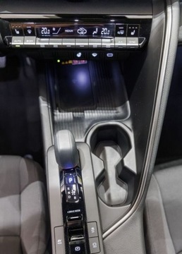 Toyota C-HR II SUV 1.8 Hybrid 140KM 2024 Toyota C-HR 1.8 Hybrid Style 1.8 Hybryda 140KM, zdjęcie 27