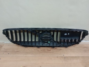 VOLVO V40 II СНЯТИЕ РЕШЕТКИ