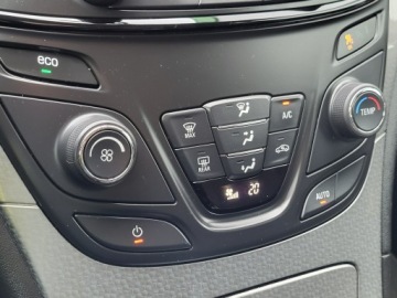 Opel Insignia I Sports Tourer Facelifting 2.0 CDTI ECOFLEX 120KM 2015 Opel Insignia 2.0D, 120KM, Niski przebieg, zdjęcie 23