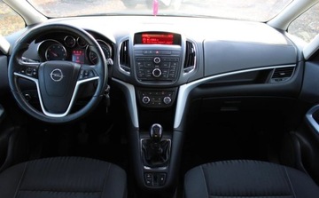 Opel Zafira C Tourer 2.0 CDTI ECOTEC 165KM 2012 Opel Zafira 2.0D 165KM zadbana stan bdb orginalny lakier zarejestrowana 2.0, zdjęcie 6