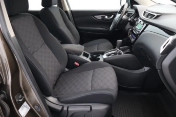 Nissan Qashqai II Crossover 1.2 DIG-T 115KM 2015 Nissan Qashqai 1.2 DIG-T, Automat, Klima, zdjęcie 8