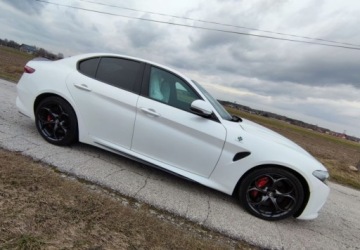Alfa Romeo Giulia II Sedan 2.9 V6 510KM 2017 Alfa Romeo Giulia Alfa Romeo Giulia 2.9 V6 Bi-Turbo AT8 Quadrifoglio 2.9, zdjęcie 21