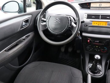 Citroen C4 I Hatchback Facelifting 1.4 16v 88KM 2009 Citroen C4 1.4 16V, Klima, Tempomat, zdjęcie 6