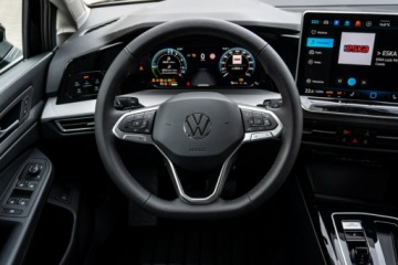 Volkswagen Golf VIII Hatchback Facelifting 1.5 eTSI mHEV 150KM 2025 Volkswagen Golf Style 1.5 TSI eHybrid 150 KM DSG, zdjęcie 19