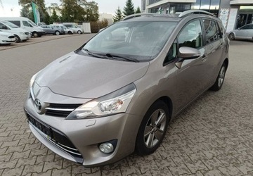 Toyota Verso Minivan Facelifting 1.6 D-4D 112KM 2014 Toyota Verso Toyota Verso 1.6 Diesel 112KM, zdjęcie 1