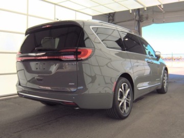 Chrysler Pacifica II 2024 Chrysler Pacifica Pinnacle 121.6 2024 3.6 Benzyna 287KM, zdjęcie 5
