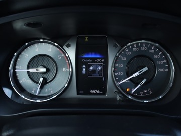 Toyota Hilux VIII Pojedyncza kabina Facelifting 2.4 D-4D 150KM 2023 Toyota Hilux 2.4 D-4D, Salon Polska, Serwis ASO, zdjęcie 10