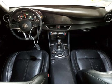 Alfa Romeo Giulia II 2017 Alfa Romeo Giulia 2017 2.0l 2.0 Benzyna 280KM, zdjęcie 8