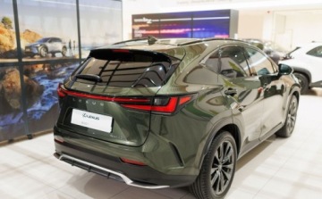 Lexus NX II SUV Facelifting 2.5 350h 243KM 2024 Lexus NX 350h F Sport AWD 2.5 Hybryda 243KM, zdjęcie 3
