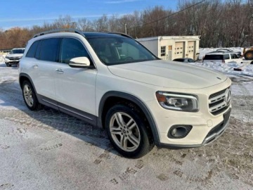 Mercedes GLB 2021 Mercedes-Benz GLB 250 4Matic 2021 2.0 Benzyna 221KM, zdjęcie 3