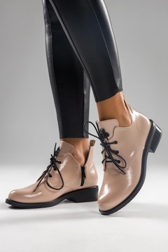 БОТИНКИ ЖЕНСКИЕ РАСКРАШЕННЫЕ С МОДНЫМ ДЕКОРАТИВНЫМ БАБОЧКОМ, ВЫРЕЗАМИ ПО БОКАМ, размер 41