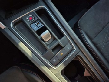 Seat Leon IV Hatchback 1.5 eTSI (MHEV) 150KM 2024 Seat Leon Seat Leon FR1.5 150 kmsalon pltop wyposazenie 1.5 Benzyna, zdjęcie 16