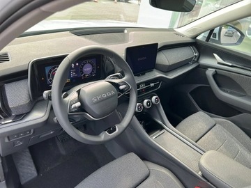 Skoda Kodiaq II SUV 1.5 TSI mHEV 150KM 2025 Skoda Kodiaq Selection 1.5 TSI mHEV 150 KM automat, zdjęcie 4
