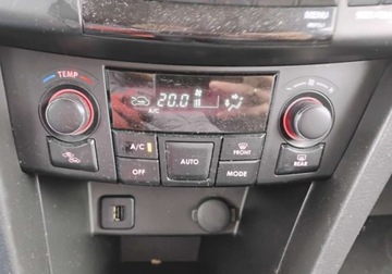 Suzuki Swift V Hatchback 5d 1.2 VVT 94KM 2011 Suzuki Swift I rej 2015r, 1.2 Benzyna. Uszkodzony tyl i lekko prawy przod., zdjęcie 13