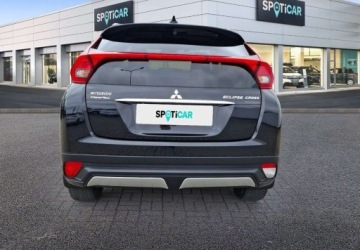 Mitsubishi Eclipse Cross SUV 1.5 T 163KM 2017 Mitsubishi Eclipse Cross 1.5 T Invite Plus CVT 1.5 Benzyna 163KM, zdjęcie 4