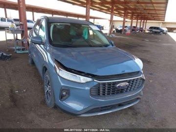 Ford Escape III 2023 Ford Escape 2023r, PHEV, 2.5L, 4x4 2.5 Benzyna 200KM, zdjęcie 5