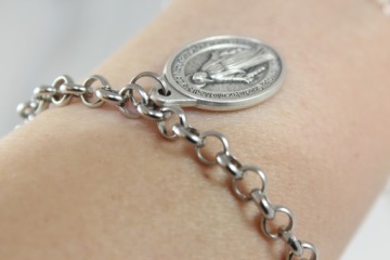 Браслет вверения Марии - Стальная большая медаль