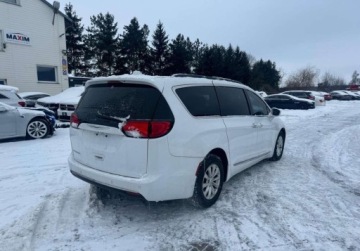 Chrysler Pacifica II 2017 Chrysler Pacifica 2017 Chrysler Pacifica 3.6L - w Polsce po oplatach i akc, zdjęcie 3
