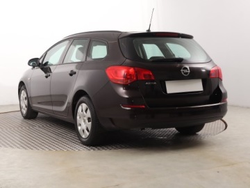 Opel Astra J Sports Tourer 1.6 Twinport ECOTEC 115KM 2011 Opel Astra 1.6 16V, Salon Polska, Serwis ASO, zdjęcie 3