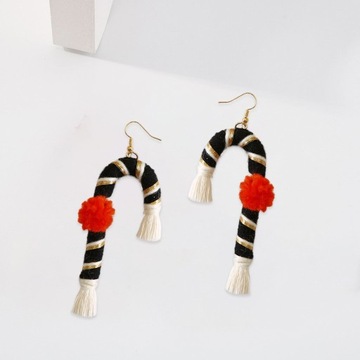 Плетение серег праздничной серии с бахромой и свисающей черной тростью Санта-Клауса