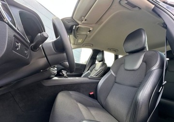 Volvo XC60 II Crossover T4 190KM 2019 Volvo XC 60 XC60 2.0 T4 190KM Momentum Automat FV Salon PL 2.0 Benzyna, zdjęcie 13