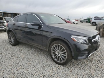 Mercedes GLC C253 2019 Mercedes-Benz GLC 2019 MERCEDES-BENZ GLC COUPE 300 4MATIC 2.0 Benzyna 241KM, zdjęcie 3
