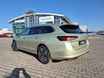 Skoda Superb III Kombi Facelifting 1.5 TSI 150KM 2026 Skoda Superb DRIVE 1.5 TSI DSG Auto z placu, zdjęcie 2