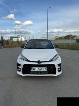Toyota Yaris IV GR Hatchback 1.6 261KM 2022 Toyota Yaris IV 1.6 GR Dynamic Vip 261KM 2022r, zdjęcie 2