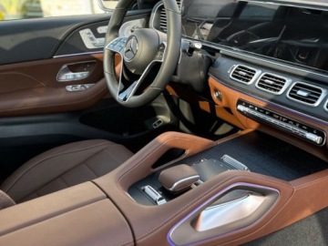 Mercedes GLE V167 SUV Facelifting 2.0 300d 269KM 2025 MERCEDES-BENZ GLE 300 d 4-Matic AMG Line 2.0 (269KM) 2025, zdjęcie 7